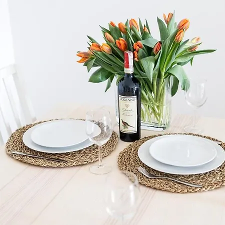 Apartment Maya's Flats & 18 - Nadmotlawie *