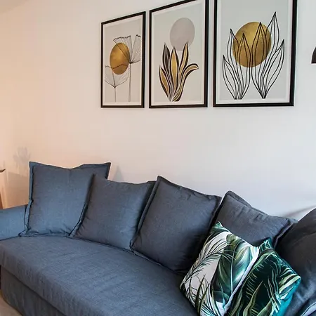 Maya's Flats & 18 - Nadmotlawie Apartment Gdansk